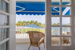 Apartamento con terraza con vistas al mar